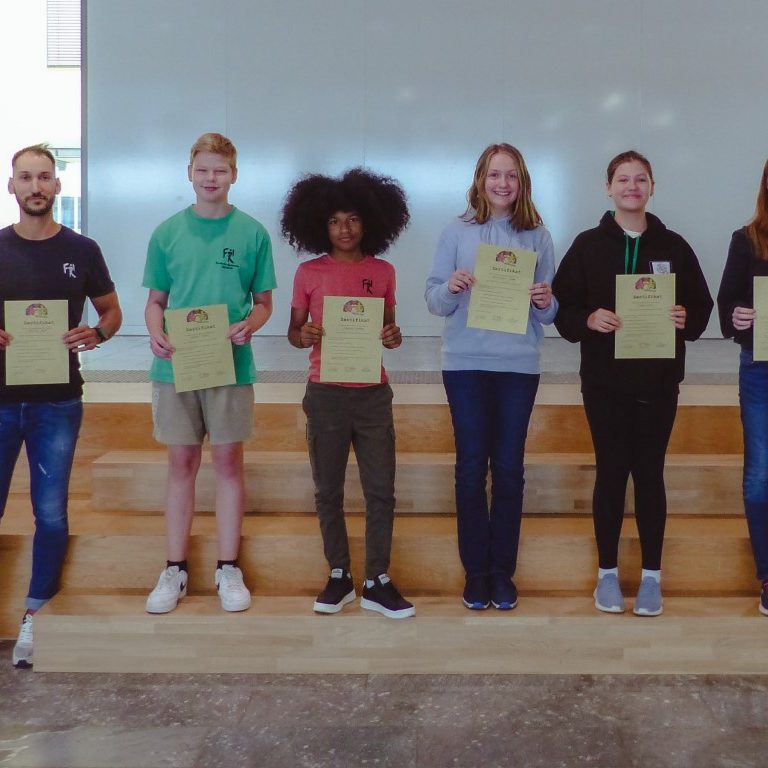 P1030356 (2).JPG-2 (Mittel)